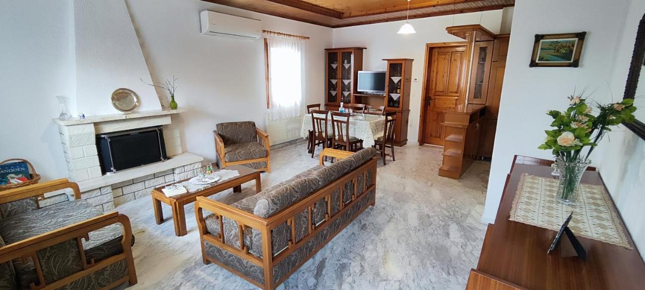 Theofania'S Marble House Meteora Apartman Kasztráki Kültér fotó